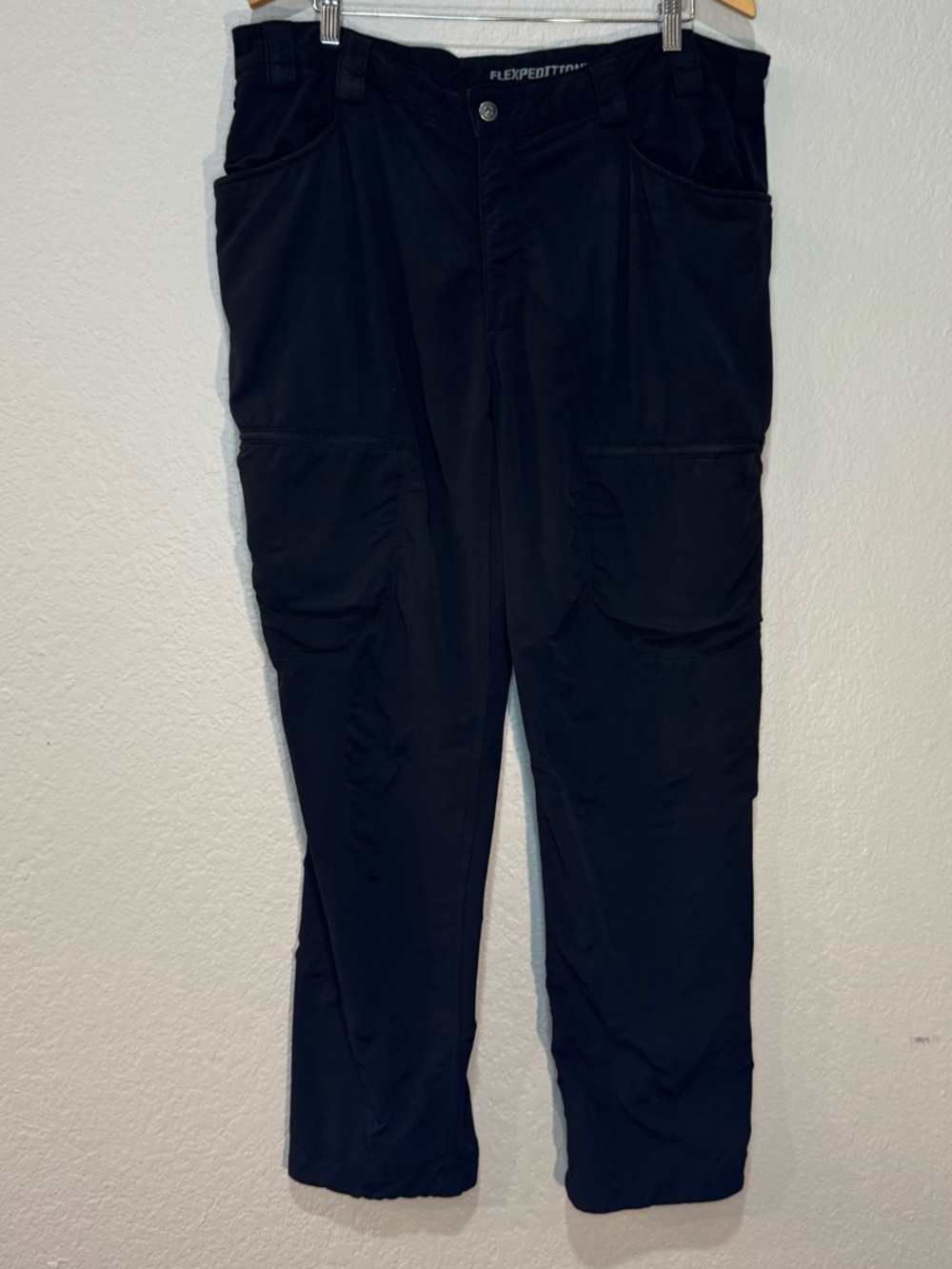 Deluth Trading Flexpedition Men's Black Cargo Pants - Utility Comfort